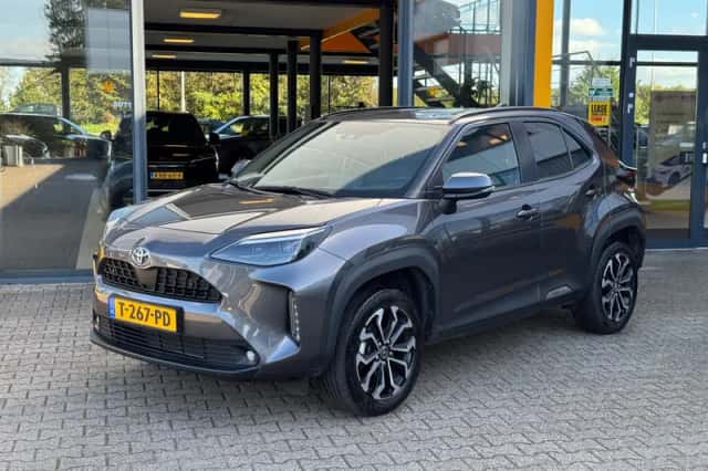 Toyota Yaris Cross (2023) thumbnail 1