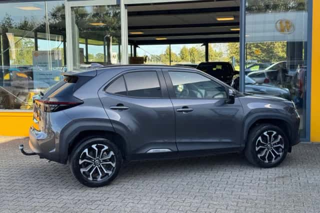 Toyota Yaris Cross (2023) thumbnail 5
