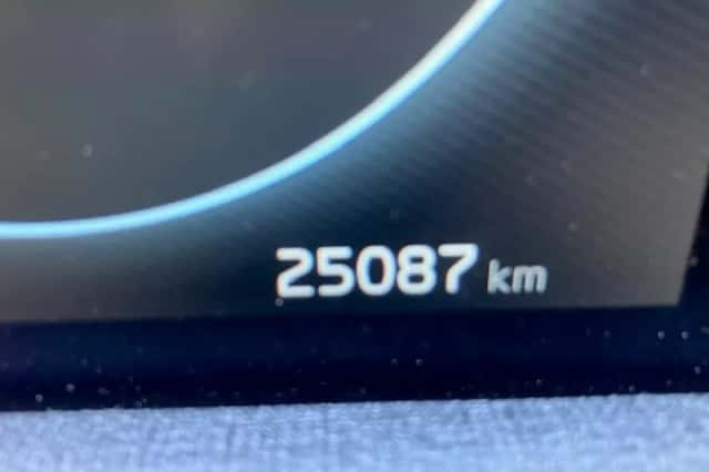 Kia EV6 (2023) thumbnail 3