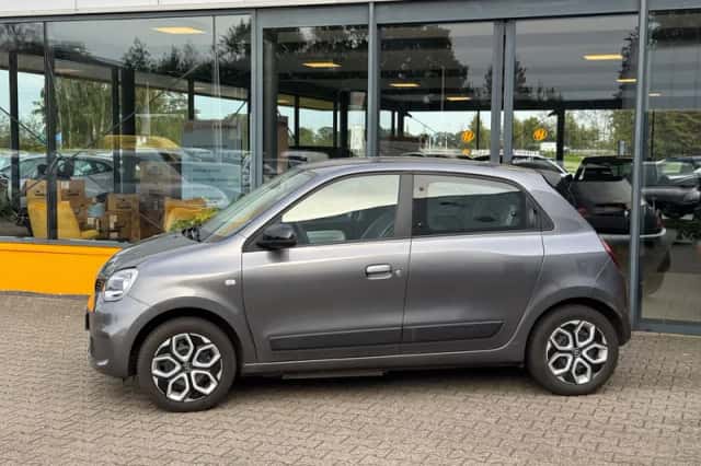 Renault Twingo (2023) thumbnail 2