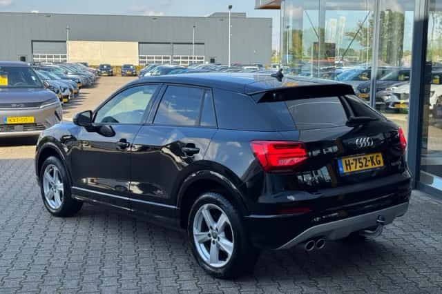 Audi Q2 (2019) thumbnail 3