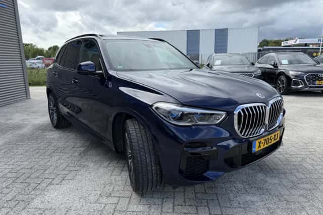 BMW X5 (2022) thumbnail 4
