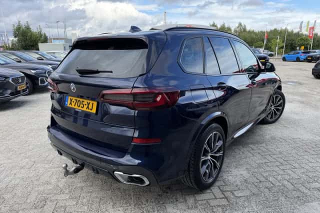 BMW X5 (2022) thumbnail 5