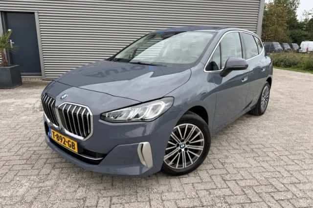 BMW 2-Serie (2023) thumbnail 2