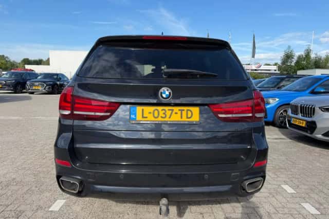 BMW X5 (2017) thumbnail 3