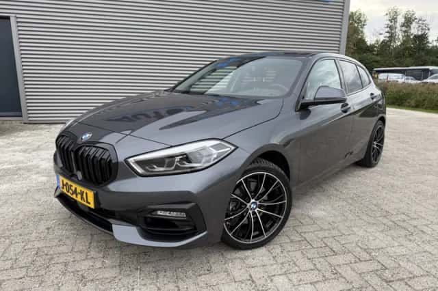 BMW 1-Serie (2020) thumbnail 2