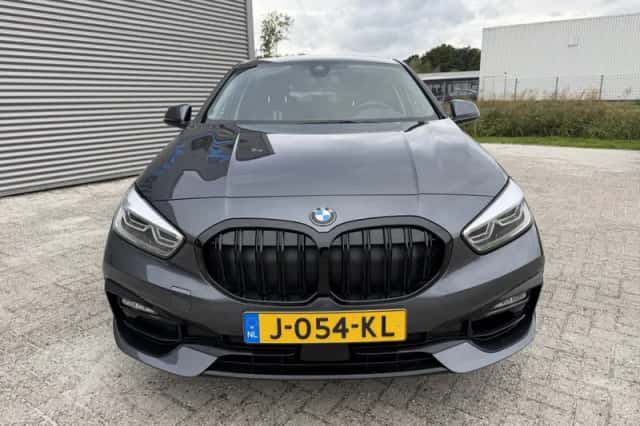 BMW 1-Serie (2020) thumbnail 3