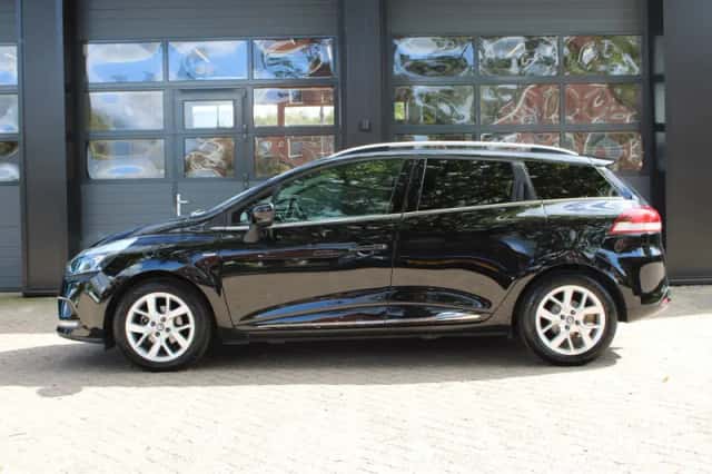 Renault Clio (2018) thumbnail 3