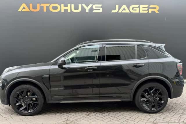Lynk & Co 01 (2022) thumbnail 2