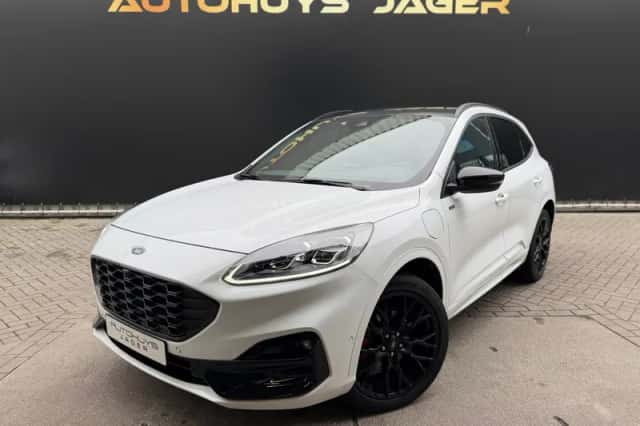 Ford Kuga (2023) thumbnail 4