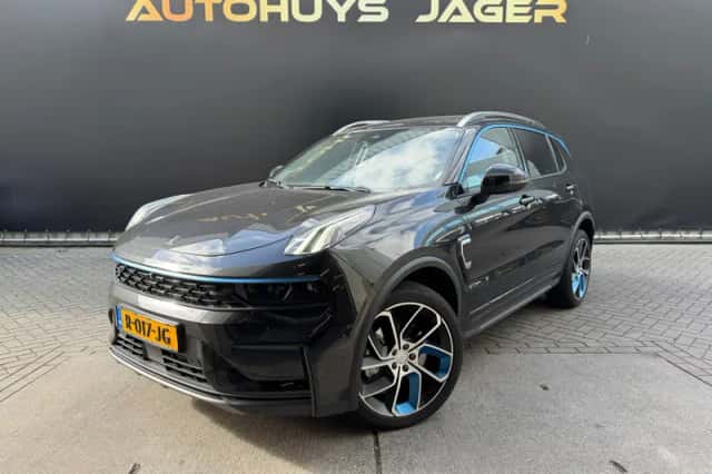 Lynk & Co 01 (2022) thumbnail 1