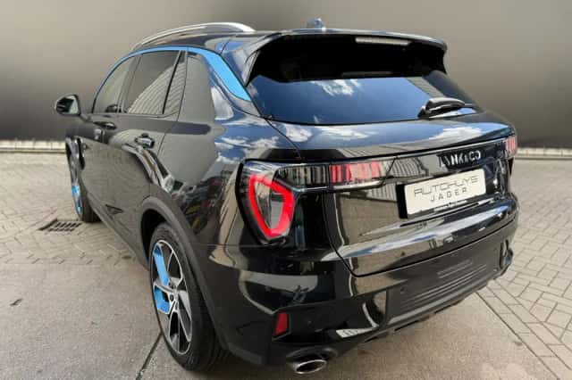 Lynk & Co 01 (2022) thumbnail 2