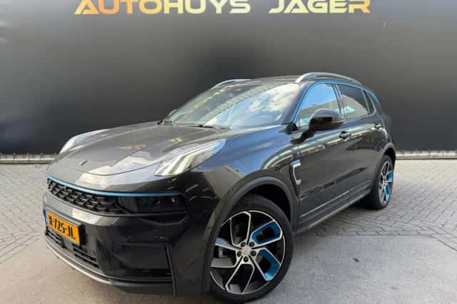 Lynk & Co 01 (2022) thumbnail 1