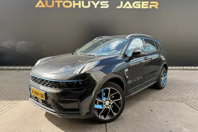 Lynk & Co 01 (2022) thumbnail 1