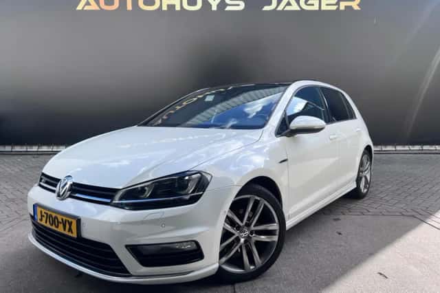 Volkswagen Golf (2014) thumbnail 1