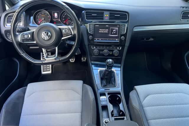 Volkswagen Golf (2014) thumbnail 3