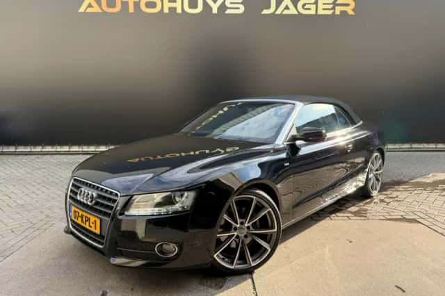 Audi A5 (2010) thumbnail 4