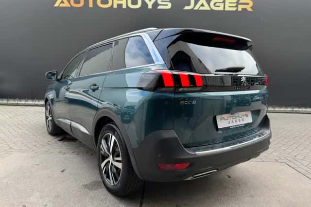 Peugeot 5008 (2020) thumbnail 2