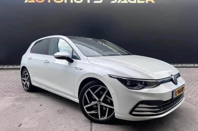 Volkswagen Golf (2020) thumbnail 6