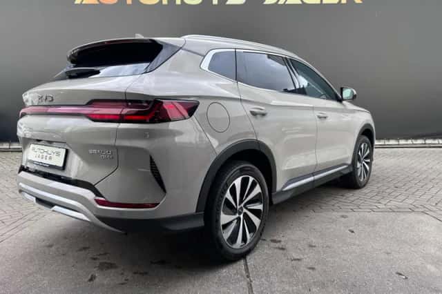 BYD Seal U (2026) thumbnail 6