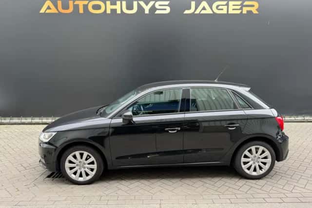 Audi A1 (2017) thumbnail 5
