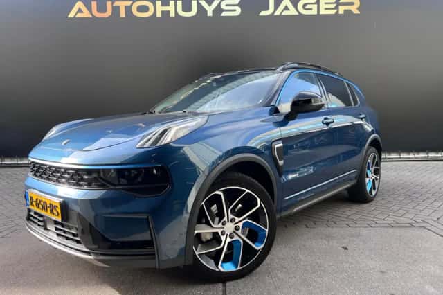 Lynk & Co 01 (2022) thumbnail 1