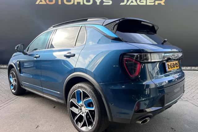 Lynk & Co 01 (2022) thumbnail 2