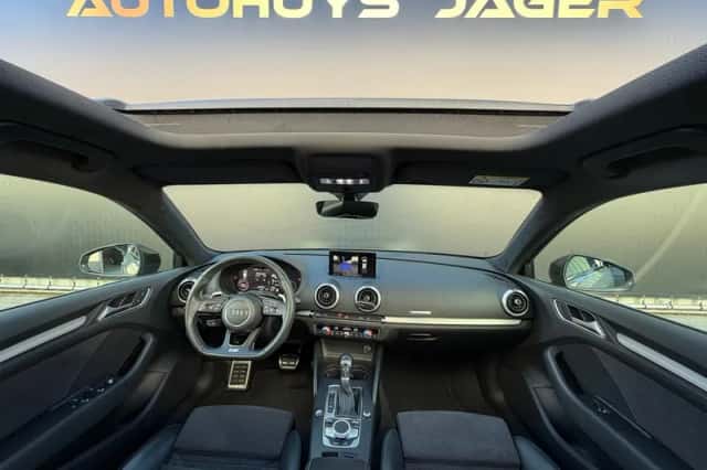 Audi A3 (2019) thumbnail 3