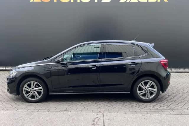 Volkswagen Polo (2022) thumbnail 2