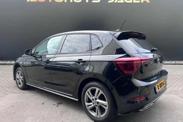 Volkswagen Polo (2022) thumbnail 4
