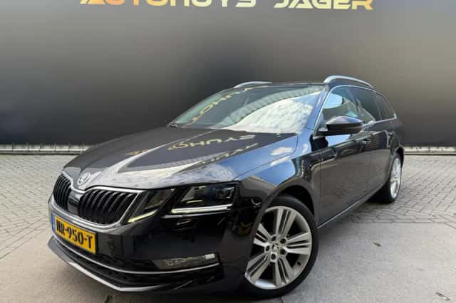 Škoda Octavia (2017) thumbnail 1