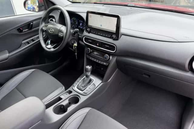 Hyundai Kona (2020) thumbnail 3