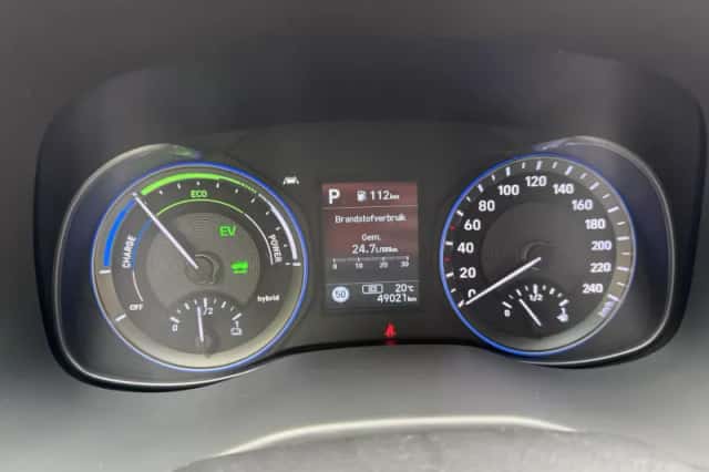 Hyundai Kona (2020) thumbnail 4