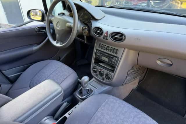 Mercedes-Benz A-Klasse (2002) thumbnail 3