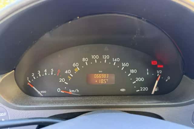 Mercedes-Benz A-Klasse (2002) thumbnail 4