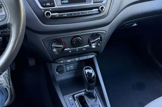 Hyundai i20 (2017) thumbnail 5