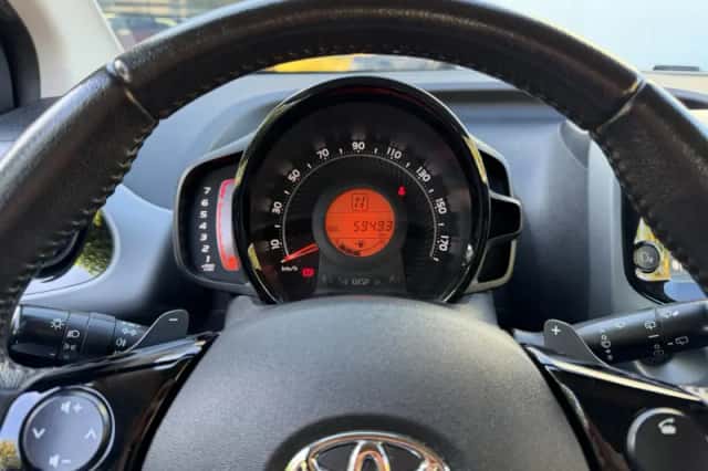 Toyota Aygo (2020) thumbnail 4