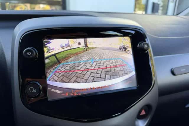 Toyota Aygo (2020) thumbnail 6