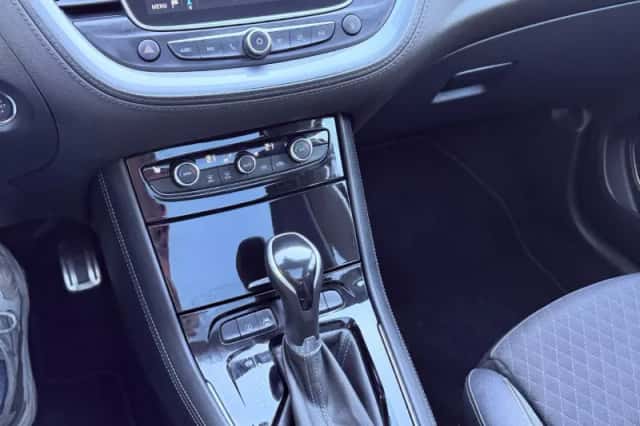 Opel Grandland (2019) thumbnail 5