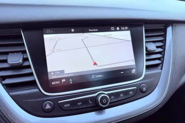Opel Grandland (2019) thumbnail 6