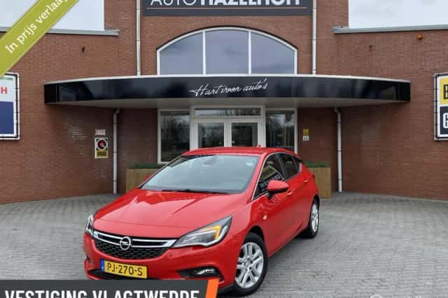 Opel Astra (2017) thumbnail 1