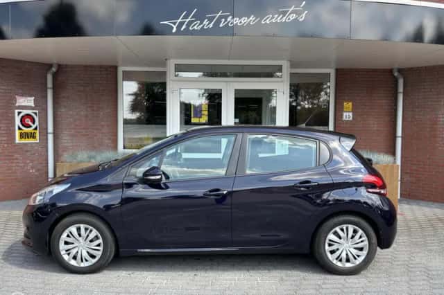 Peugeot 208 (2017) thumbnail 2