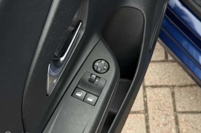 Opel Corsa (2021) thumbnail 6