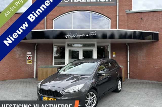 Ford Focus (2018) thumbnail 1