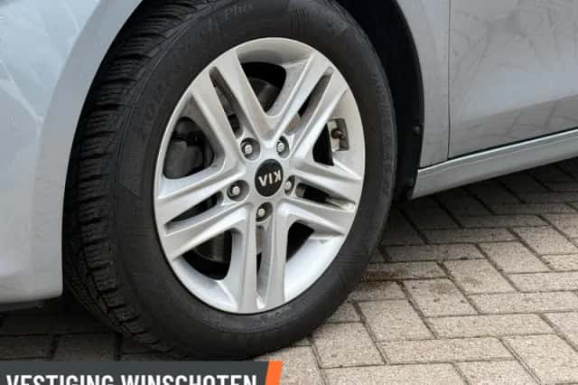Kia Ceed Sportswagon (2019) thumbnail 6