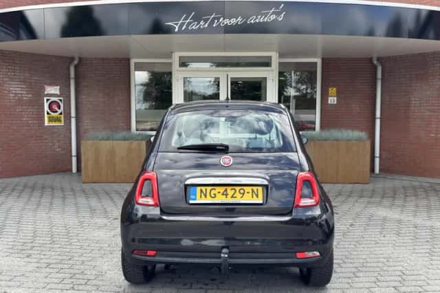 Fiat 500 (2017) thumbnail 3