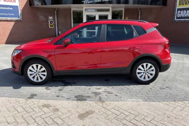 SEAT Arona (2020) thumbnail 2