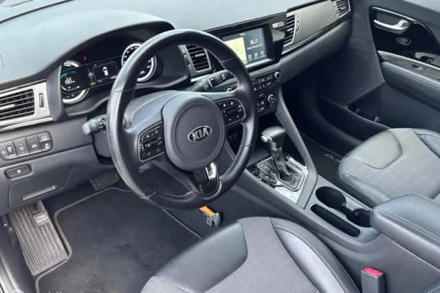 Kia Niro (2018) thumbnail 6