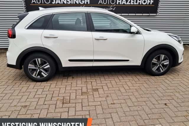 Kia Niro (2022) thumbnail 4