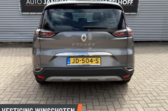 Renault Espace (2015) thumbnail 3